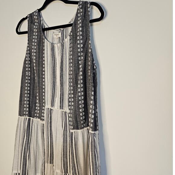 World Market boho sleeveless tiered pattern dressL/XL Dress - Picture 3 of 7